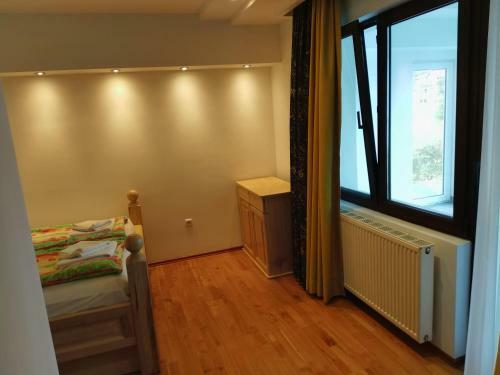 Hotel And Restaurant Abas