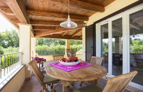 Alghero Villa Con Piscina E Campo Da Tennis Ideale Per Vacanze Al Mare