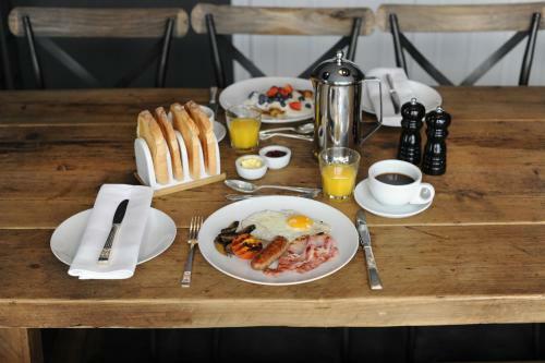 Bed & Breakfast Swain House