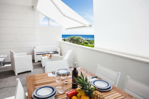 Calabona's Promenade Apartment