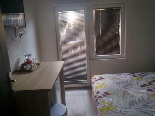 Hostal Apartments Filemi