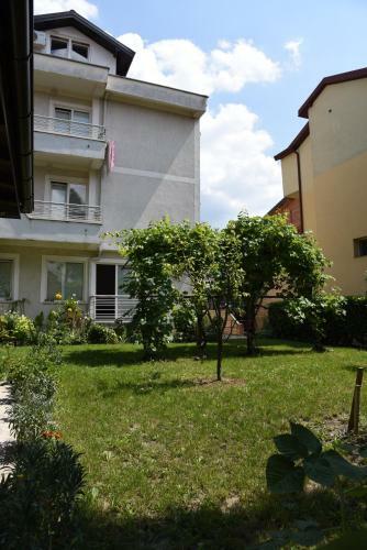 Mihail's Apartments In Ohrid - 1