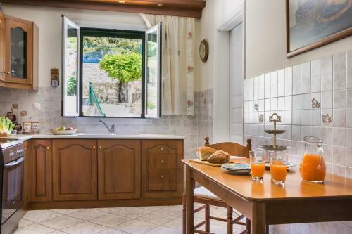 Apartment Voula Myrtos