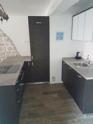 First Line To The Sea - Two Bedroom Apartment!
