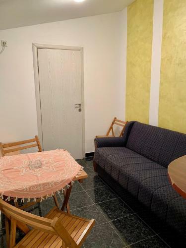 Apartamento 1bd Waterfront Apt In Prcanj Kotor