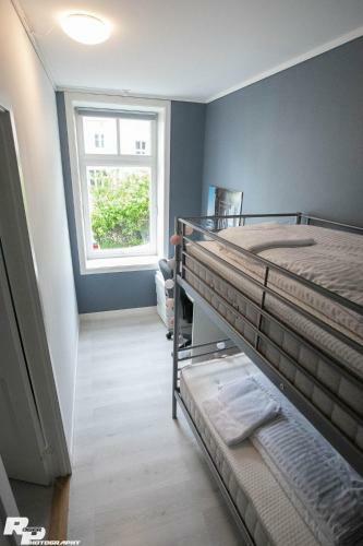 Modern Apartment With 3 Bedrooms Aalesund Sentrum
