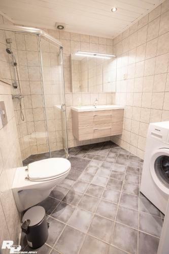 Modern Apartment With 3 Bedrooms Aalesund Sentrum