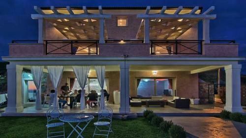 Hostal Villa Over The Hilltop