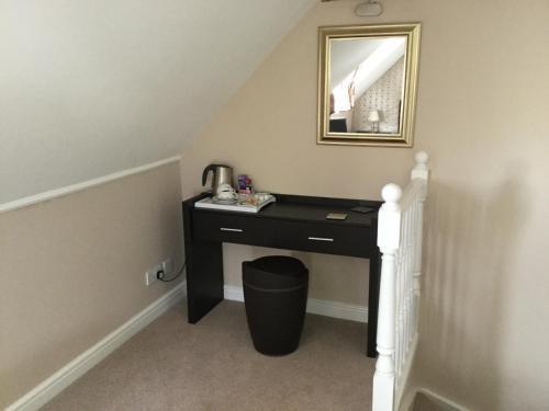 Bed & Breakfast Redhall Cottage Restaurant With Rooms