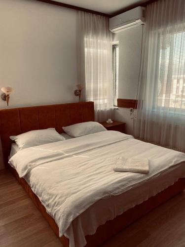 Hotel & Casino Ambient - Struga