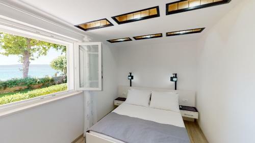 Hostal Guesthouse On The Beach