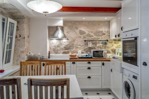 Apartments Inn Baska Voda