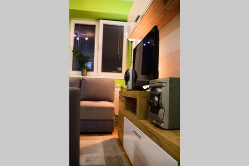 Apartamento New Studio/comfy/near Bus Station