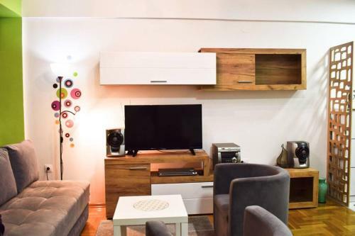 Apartamento New Studio/comfy/near Bus Station