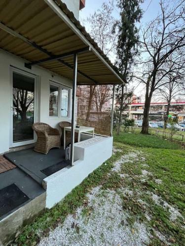 Piano Apartment With Garden In Aerodrom
