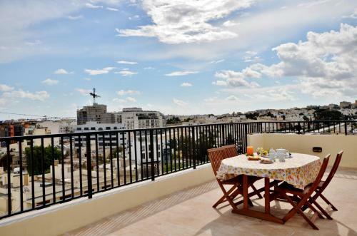 Hostal City Living Suite Tk 3 Rm 1