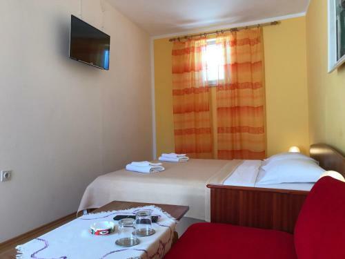 Hostal Summer Rooms Ba?ka