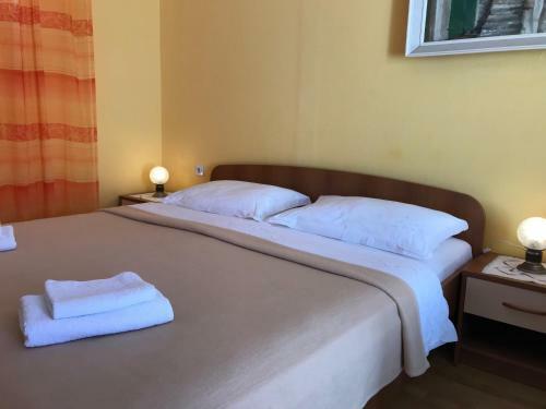 Hostal Summer Rooms Ba?ka