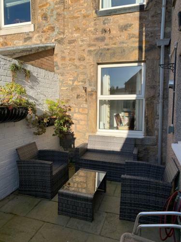 Seashell House With Sea Views And Free Gym Pool Pass