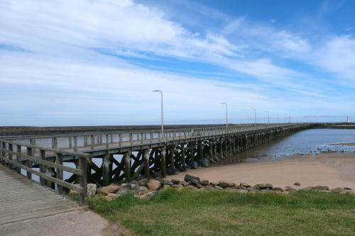 The Anchorage - Sea Views And Beach On Doorstep