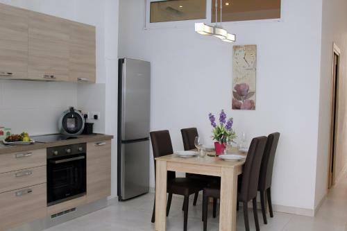 Apartamento Sliema - Walking Distance To Shops, Restaurants And Seafront