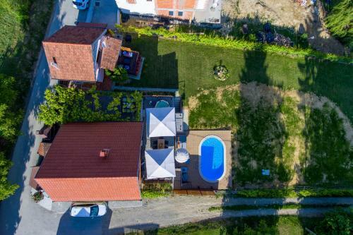 Jura's Country House