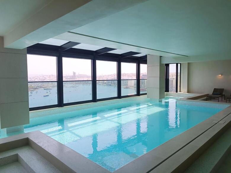 Land's End, Boutique Hotel