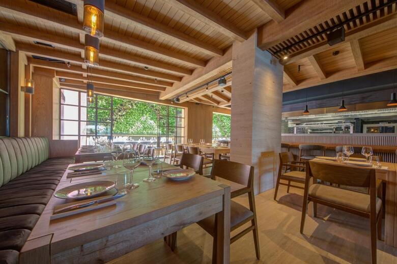Land's End, Boutique Hotel