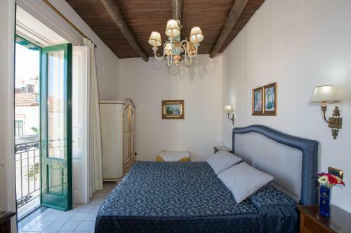 Hostal Residenza Del Duca Rooms & Apartments