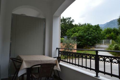 Apartment Folic Sutomore