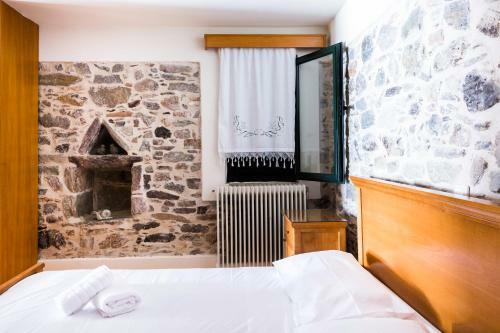 Traditional Stone Maisonette In Anogeia