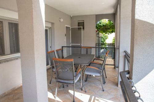 Apartmani Dina