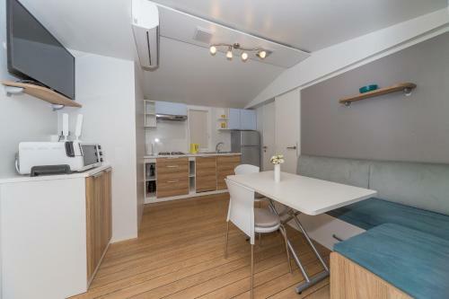 Mobile Homes Crystal Camp Soline