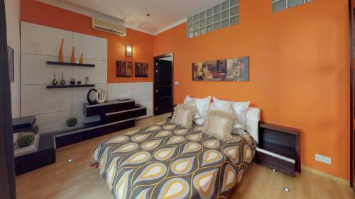 Central 2 Bedroom Apartment In Valletta