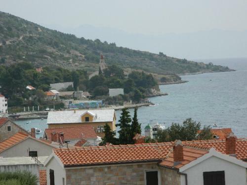 Apartments Jelavic Bol
