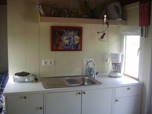 Bed & Breakfast Your Cozy Waggon At The Cows' Paradise