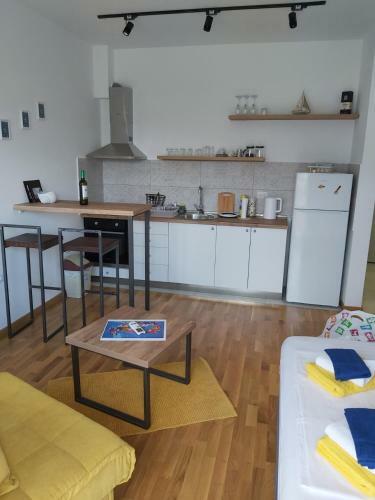 Gina & Nia Apartments