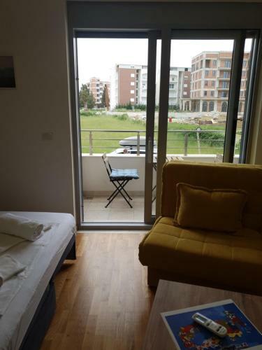 Gina & Nia Apartments