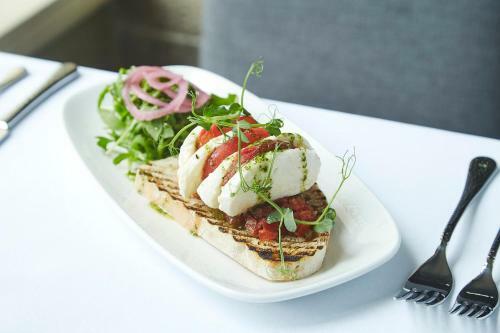 Hotel The Lodges At Ballykealey