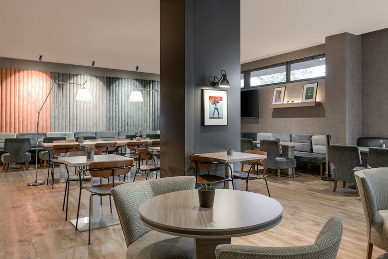AC Hotel Coslada Aeropuerto By Marriott