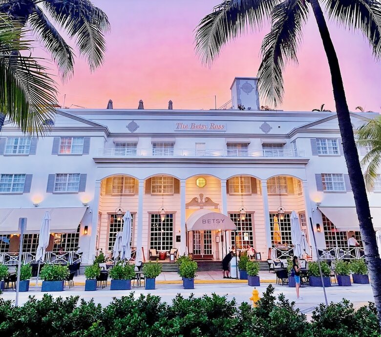 Hotel Betsy South Beach