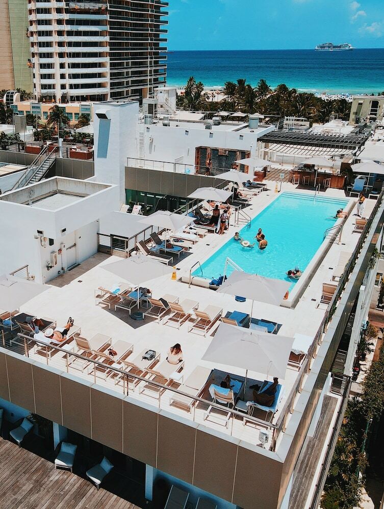 Hotel Betsy South Beach