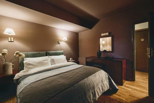 Hostal Nostos Suites By White Hills