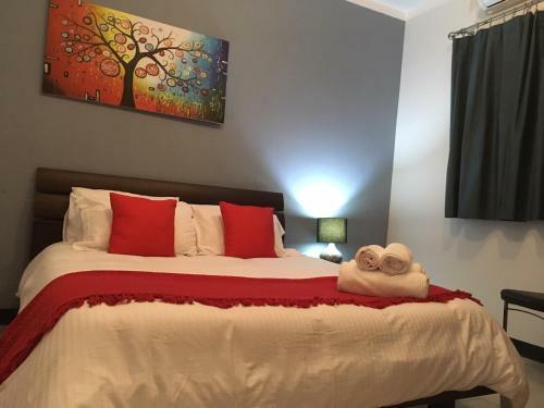 Moby Dick Xlendi Holiday Apartments