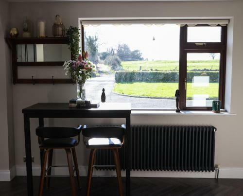 Villa Luxury 2 Bed 5 Mins From Carrick Next To Waterfall
