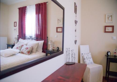 Cozy Maisonette With Unique Views In Ancient Corinth