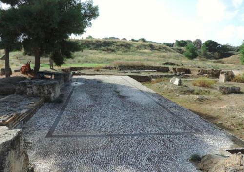 Cozy Maisonette With Unique Views In Ancient Corinth