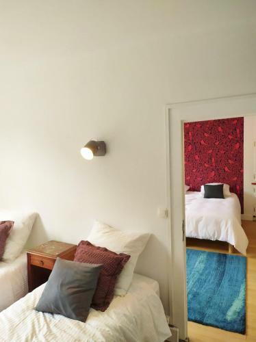Hostal Le Huis Clos