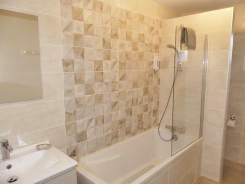 Bed & Breakfast Chambres D'h�tes Les Ambaciales