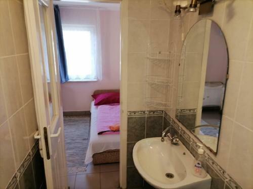 Cserke Gy�ngye Apartman